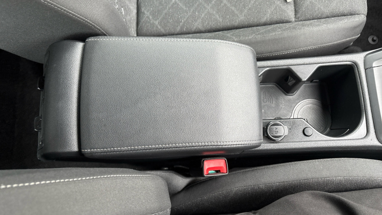 Volkswagen Golf 1.5 TSI 150 Life 5dr Petrol Hatchback